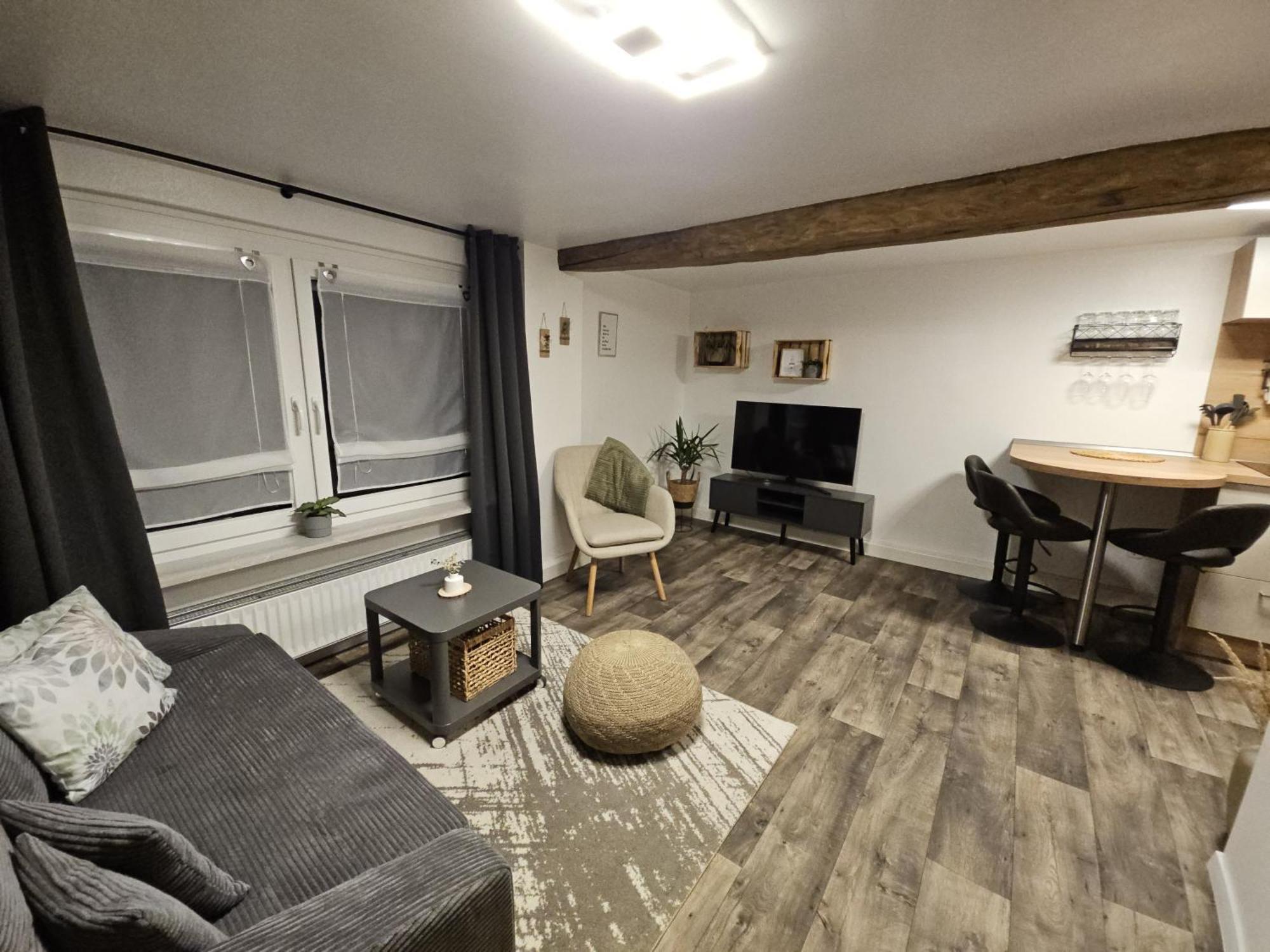 Gemuetliche Ferienwohnung Im Westerwald - "Ferienwohnung Grau" Weitefeld Ngoại thất bức ảnh