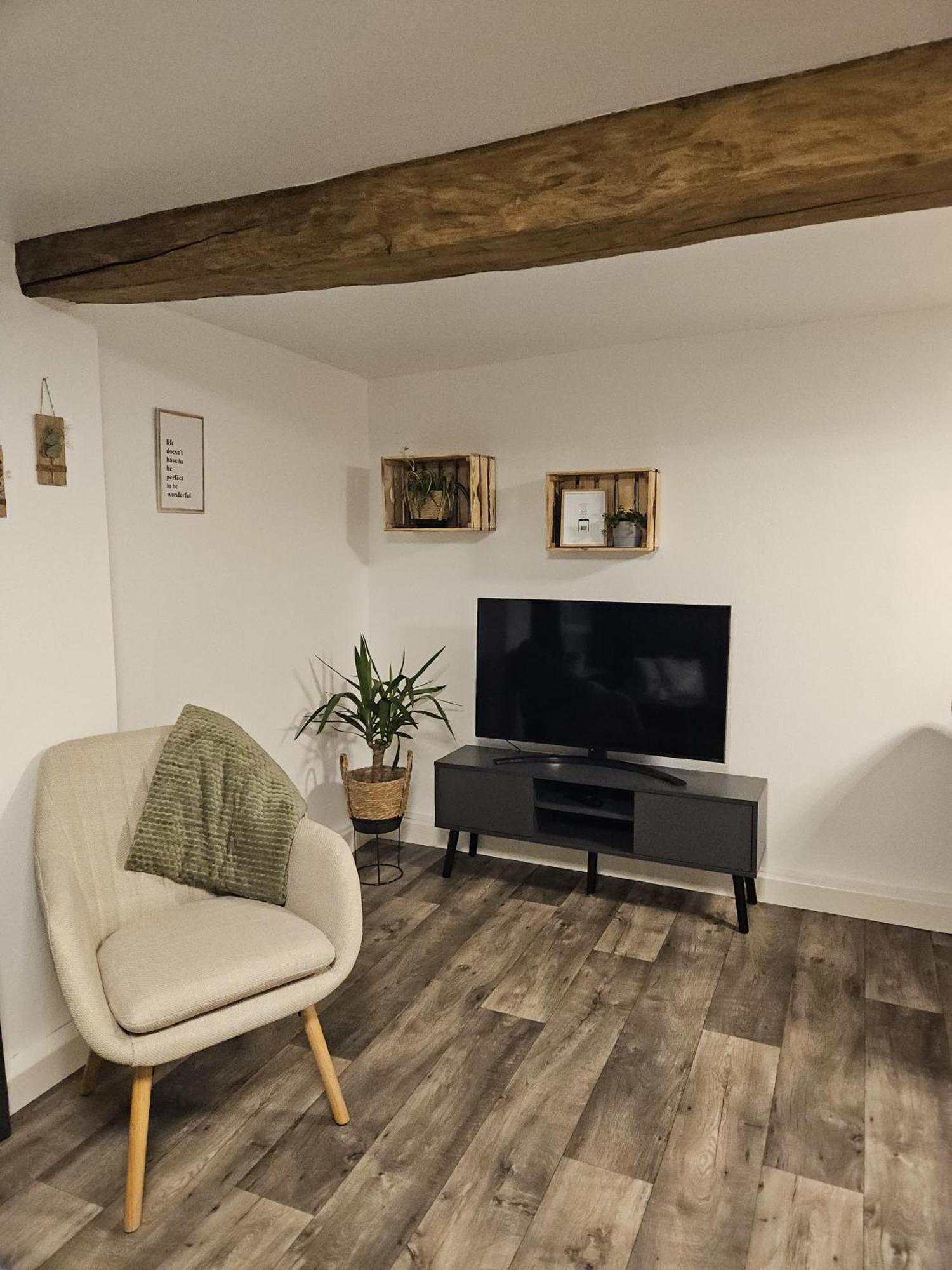 Gemuetliche Ferienwohnung Im Westerwald - "Ferienwohnung Grau" Weitefeld Ngoại thất bức ảnh
